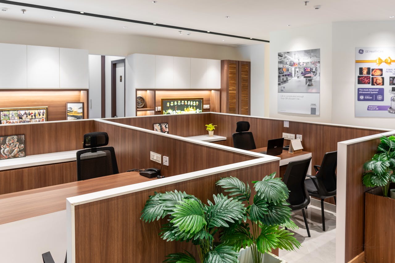 A munkahelyi kiégés nem a túlóráknál kezdődik – hanem a levegőnél